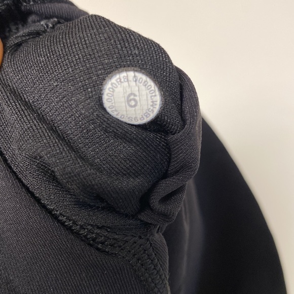 Lululemon Athletica Black Wunder Under HighRise 7/8 Tight - Picture 5 of 12